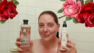 Разглаживающий шампунь Herbal Essences Rose Hips и питательный спрей для распутывания волос