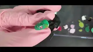 Nail art tutorial for the pokemon bulbasaur.