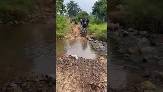 Water Crossing by Hash on Honda CB 350