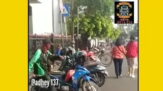 Ojol prank joged di tempat umum kota tua