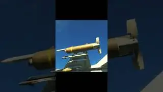 F-16 bombing, detroying 40tanks at once
