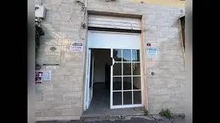 Locale commerciale in fitto - Fuorigrotta - Ad. Viale Augusto