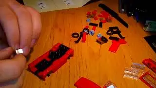 Polski Fiat 126p LEGO (COBI) 1:35