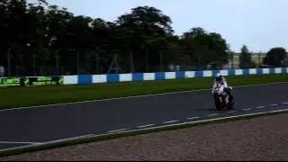 Phil READ on the Yamaha M1 at Donington August 2012