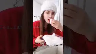 freezer ice #whiteice #ice #iceeating #freezerice #freezer #frost #shavedice #asmr #freezerfrost