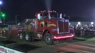 Truck Pulling Lucas Oil East Coast Pro Stock Semi Trucks In Action At Greensboro