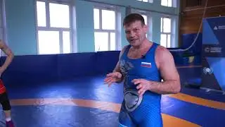 Борьба в партере - иранец Али Гераеи. ЗМС Алексей Глушков разбирает приемы чемпионов.