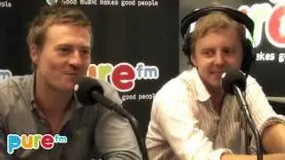 GIRLS IN HAWAII Interview Pukkelpop 2013 sur PURE