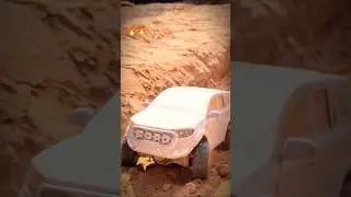 Endeavour car got stuck 😱 #automobile #fordcar #endeavour #200kviews #30ksubscribers