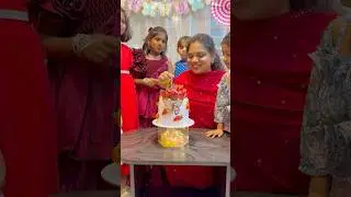 Сегодня Наини исполняется 7 лет ❤️❤️❤️ | Я испекла для неё этот особенный торт 🎂#шорты #деньрождения