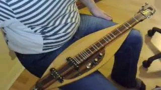 Introducing the electric mountain dulcimer (Digital Ramyun Ed. 1 - 2009/03/30)