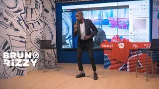 Chrill Malate Performing Amor da Inf&acirc;ncia at Atra&ccedil;&otilde;es