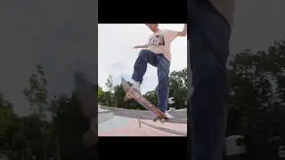 BLUNT back 180 NOSEGRIND @MARKSUCIU