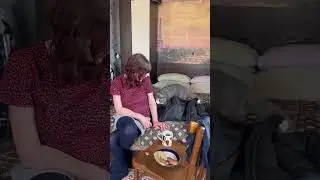 Иришка чики пики пришли в гости, Безумный Паша и Олег Монгол