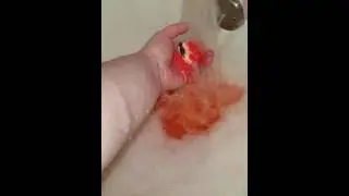 Lush, peeping Santa bubble bar