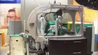KUKA Robots at K Trade Fair 2013 1/3