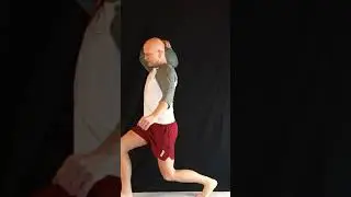 Sandsack-Ausfallschritte (sandbag lunge) #sandbagtraining #sandsacktraining #functionaltraining