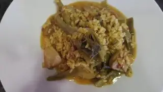 Arroz integral con verduras y pollo