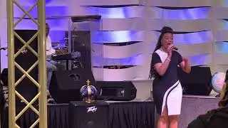 Impromptu worship by Phebe Fuqua￼