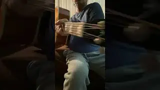 Martin D18 vs Gibson Hummingbird