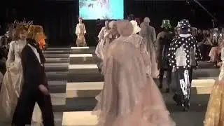 Neera Alatas at Amsterdam Modest Fashion Week 2020