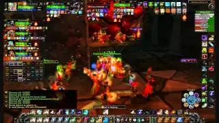 Crucial vs Vaelastrasz (Feenix private server) healer aspect