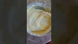 Folding Ingredients Into Egg Whites #Meringuemaking #Baking #Dessert #BakedAlaska #Cooking