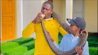 ABDULLAHI OO MASKA KA CARARAY