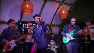 Denisure FunkyBand (Show Semi Ac&uacute;stico) Enjoy me Caf&eacute;