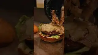 🍔K&eacute;zműves bucik, &eacute;rlelt h&uacute;sok &ndash; a Tuning Burger &uacute;j otthonra lel a Time Out Market Budapestben