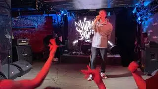 Выход FAKE FRIEND на HIP-HOP вписке 