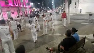 Capoeira de Thom&eacute; mestre mancha pra&ccedil;a central de pouso Alegre 17/10/25