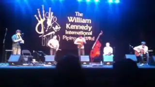 Ioscaid playing a waltz