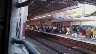 WAP1 | 12501 POORVOTTOR SAMPARK KRANTI SKIPS ALIGARH | CROSSES BIHAR SAMPARK KRANTI + MAHABODHI