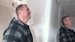 Klussers lachen zich dood - Help, Mijn Man Is Klusser