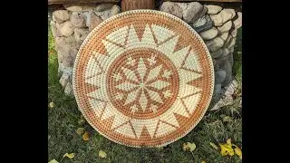 Wicker decor.