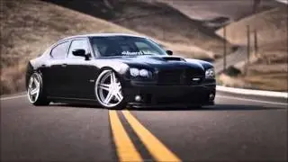 Dienvy ft. Fatman Scoop - Call me king kong b****-BASS BOOSTED