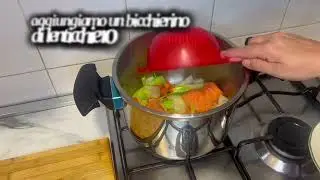 zuppa di lenticchie rosse-شوربة العدس الأحمر 