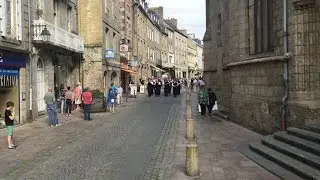 D&eacute;fil&eacute; du Bagad Gwengamp