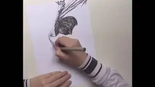 Bailarina no nanquim hachurado