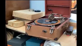 my recent gramophone haul (gramophone records & more!)
