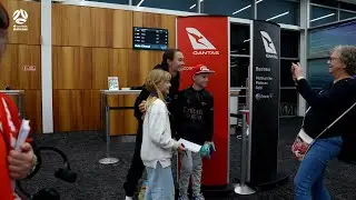 Caitlin Foord touches down in Adelaide 🛬