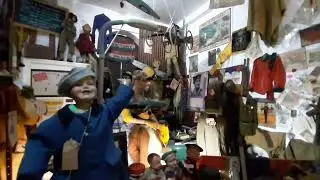 Museum shuts over legal row