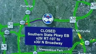 2 killed, 2 injured in crash on Southern State Parkway: state police