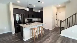 Furnished 3 Bedroom Townhouse in Prime Gilbert Location!