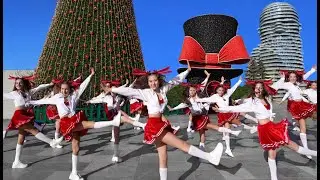 Этот детский рождественский танец становится вирусным 🎅 Ремикс Jingle Bells