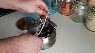 Trangia triangle, GSI kettle and Go system gas burner.
