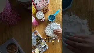 What's it's like to have excessively sweaty hands (hyperhidrosis)