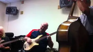 Rob Gourlay and John Repucci perform for Jim's bass class at Berklee
