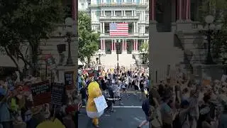 Hundreds Protest Trump&rsquo;s National Guard Deployment in D.C.